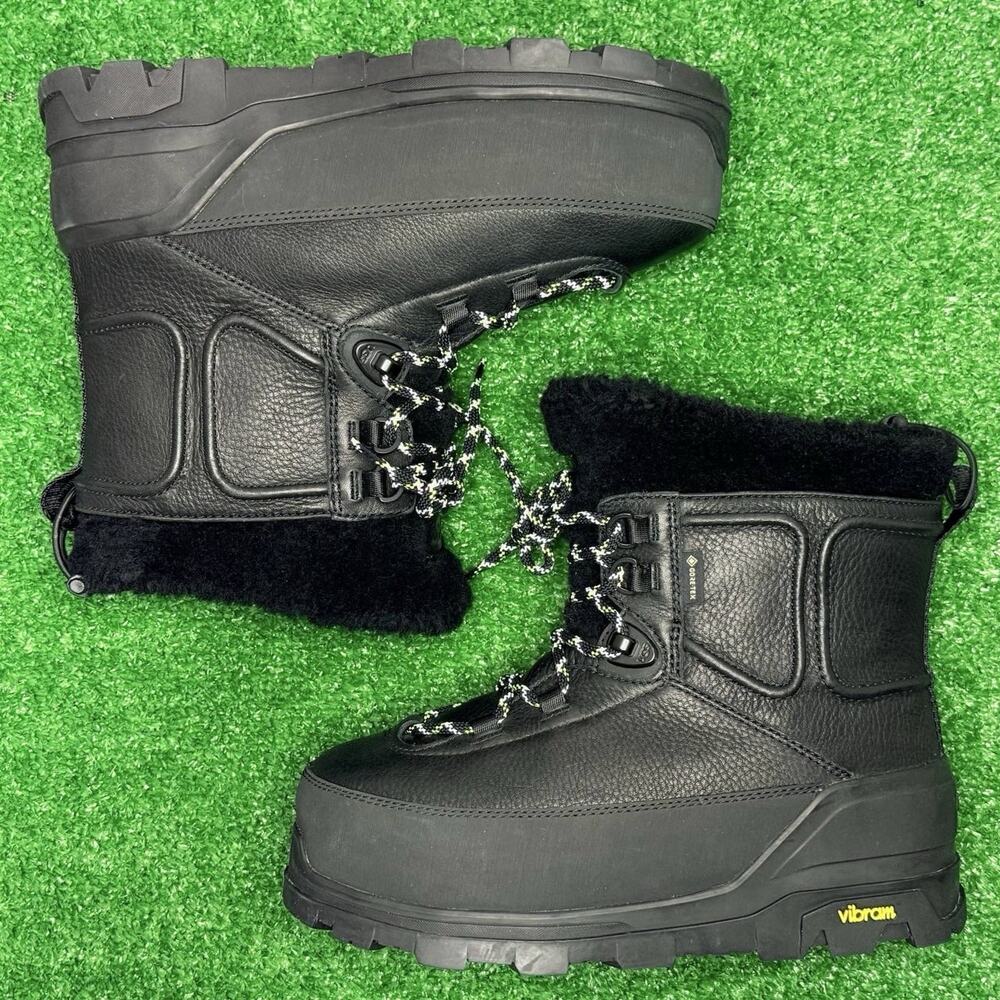 UGG Shasta Mid GORE-TEX Waterproof Boots Black Men’s 6 Hiking Outdoor NEW
